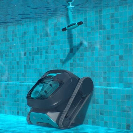 Maytronics MyDolphin - Dolphin Liberty 400 - Cordless Robotic Pool Cleaner