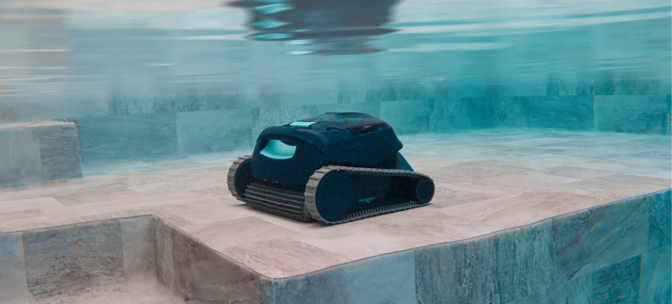 Quick and Easy cordless pool cleaner